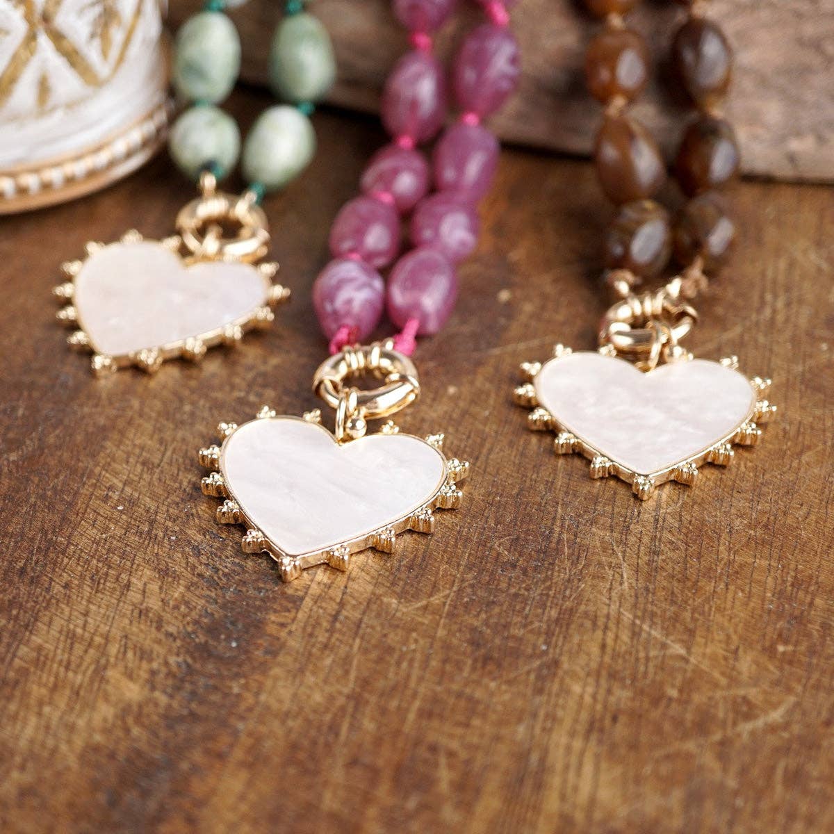 Amour Knot – Beaded Heart Pendant Necklace: Green